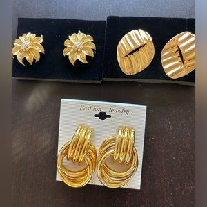 Bundle of earrings. Antique earrings . New, without use